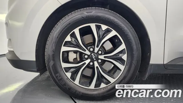Kia Canival Carnival 4 поколение Дизель 11 мест Prestige — Фото автомобиля 5