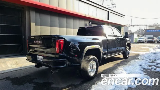 GMC Sierra — Фото автомобиля 2