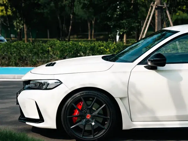Honda Civic — Фото автомобиля 10