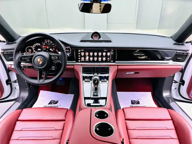 Porsche Panamera — Фото автомобиля 9