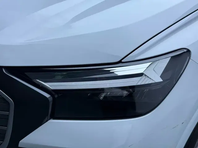 Audi Q4 e-tron — Фото автомобиля 19