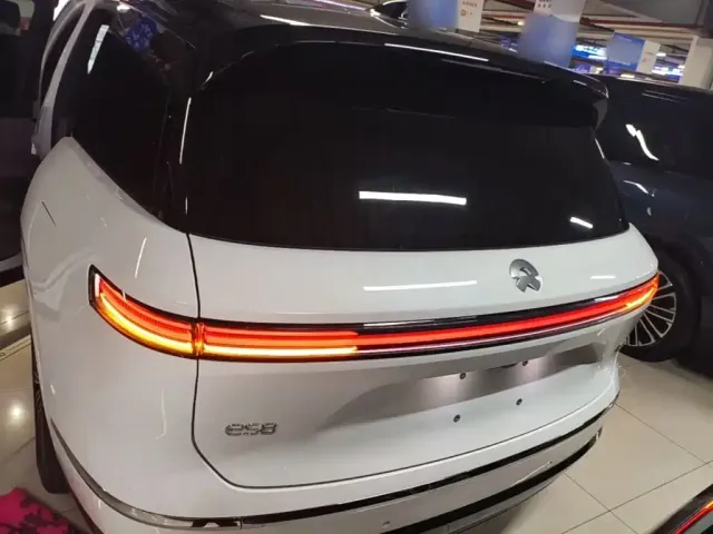 NIO NIO ES8 2025 Model 6-Seat Executive Luxury Edition — Фото автомобиля 5