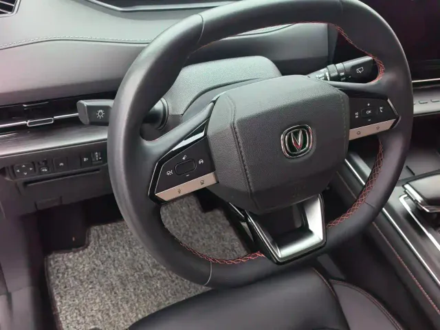 Changan CS55 Plus — Фото автомобиля 9