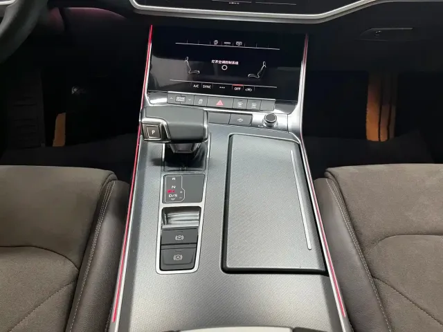Audi A7L — Фото автомобиля 20