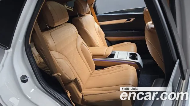Genesis GV80 — Фото автомобиля 17