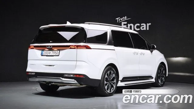 Kia Carnival 4th Gen — Фото автомобиля 2