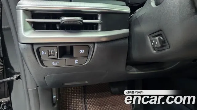 Hyundai Grandeur Grandeur (GN7) 3.5 LPG 2WD (Такси) — Фото автомобиля 17