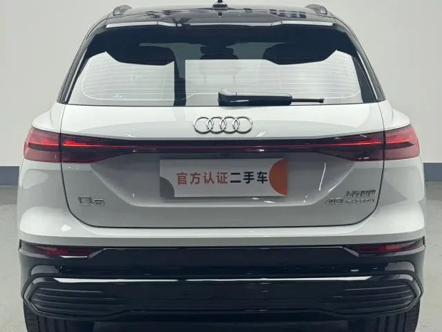 Audi Q5 e-tron — Фото автомобиля 7