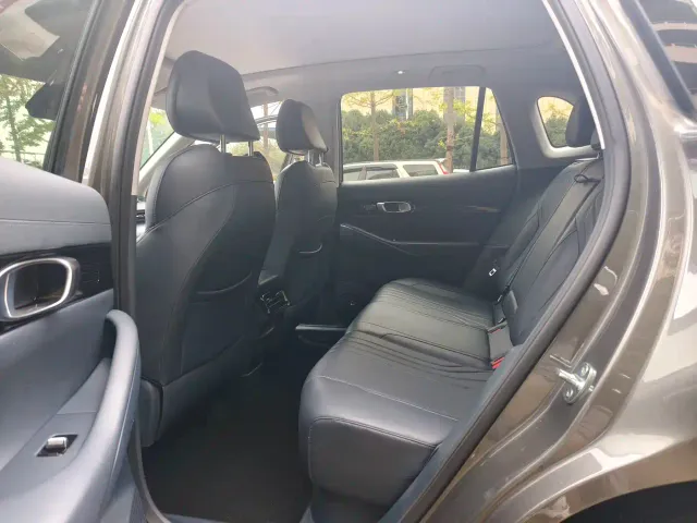 Geely Galaxy E5 — Фото автомобиля 6