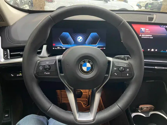 BMW X1 — Фото автомобиля 15