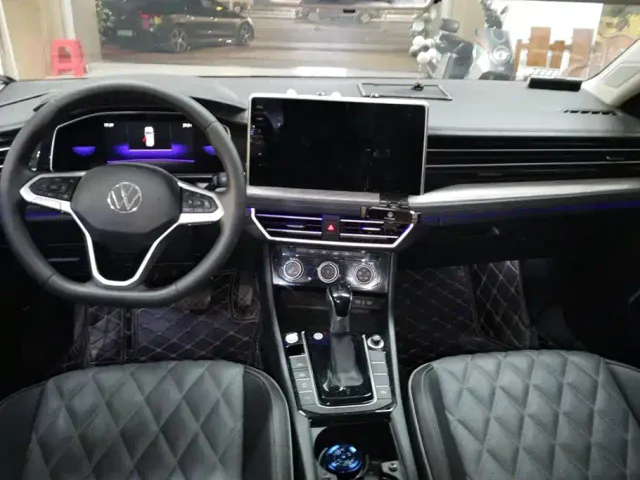 Volkswagen Sagitar — Фото автомобиля 12