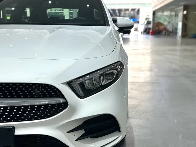 Mercedes-Benz A-Class — Фото автомобиля 3