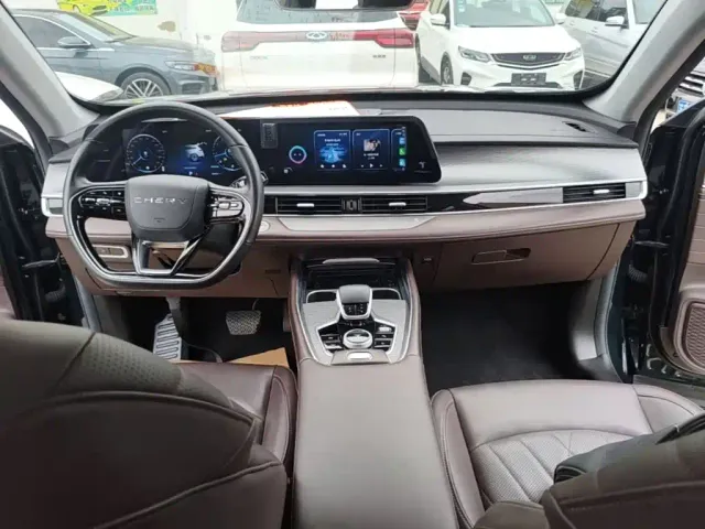 Chery Tiggo 8 PRO 2022 290T 2WD Vast Version 5-Seater — Фото автомобиля 9