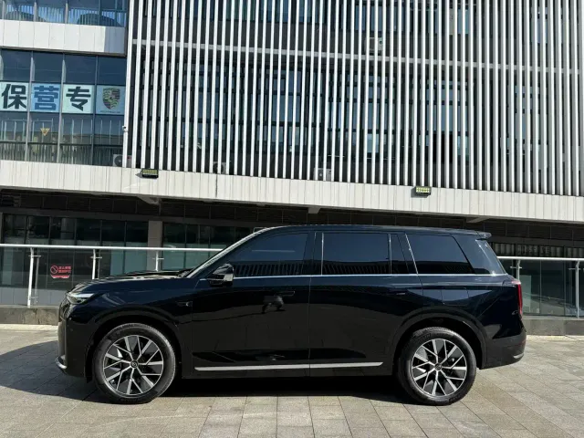 GAC Trumpchi Xiangwang S9 — Фото автомобиля 5