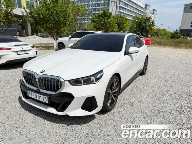 Фотография автомобиля — BMW 5 Series G60
