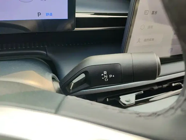 Geely Galaxy E5 — Фото автомобиля 13