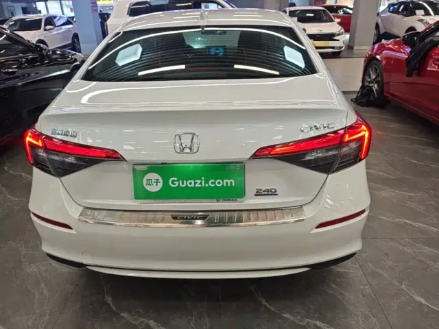 Honda Civic — Фото автомобиля 5