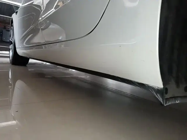 Tesla Model 3 — Фото автомобиля 21