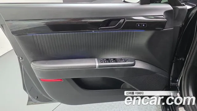 Hyundai Grandeur GN7 — Фото автомобиля 13
