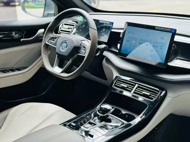 BYD Qin PLUS — Фото автомобиля 6
