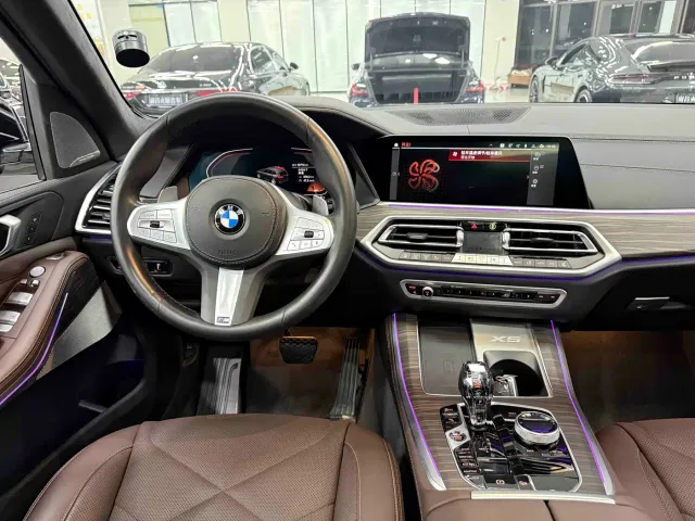 BMW X5 — Фото автомобиля 16