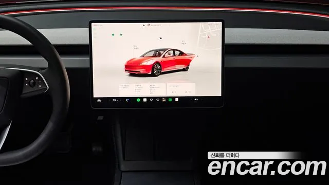 Tesla Model 3 — Фото автомобиля 14