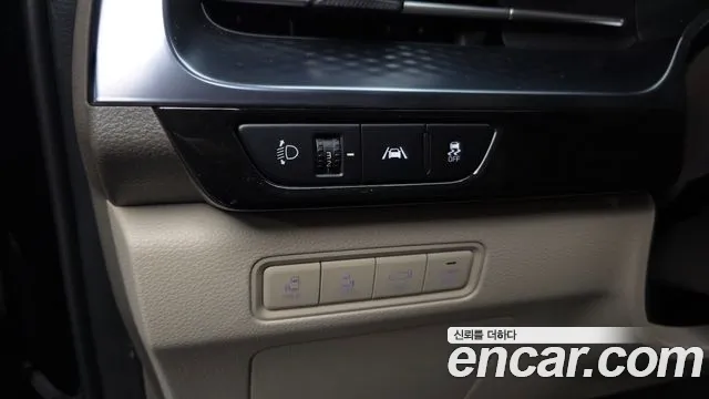 Kia Carnival 4th Gen — Фото автомобиля 27
