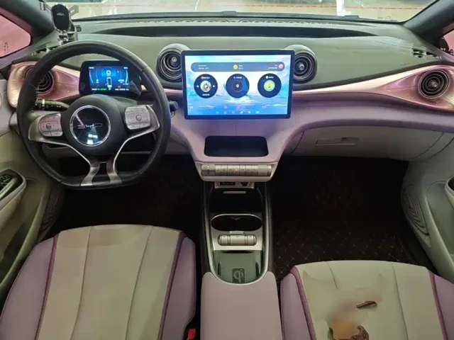 BYD Dolphin — Фото автомобиля 9