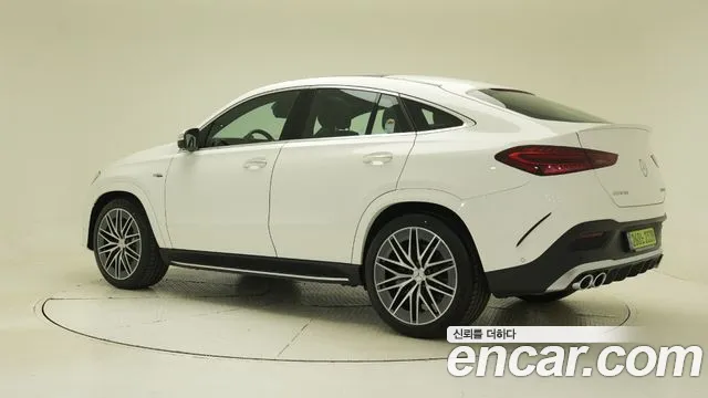 Mercedes-Benz GLE-Class — Фото автомобиля 2