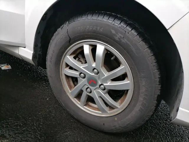 Wuling Hongguang — Фото автомобиля 22