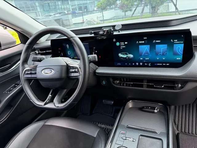 Ford Mondeo — Фото автомобиля 19