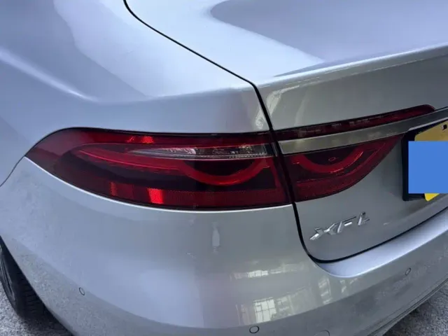 Jaguar XFL — Фото автомобиля 10