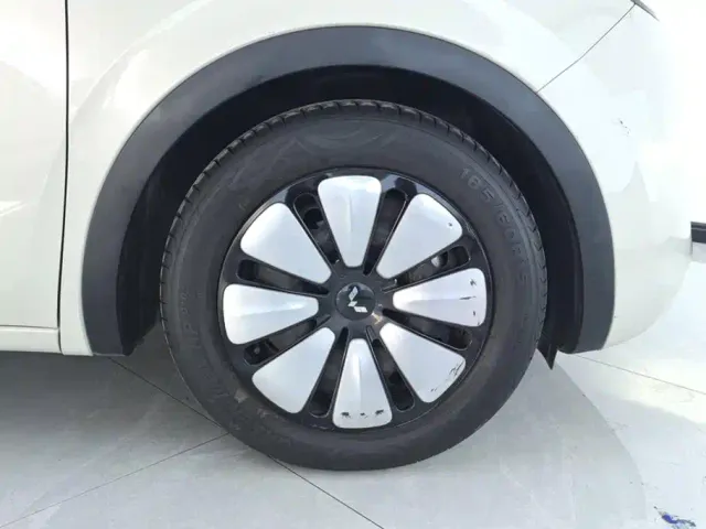 Wuling Bingo — Фото автомобиля 6