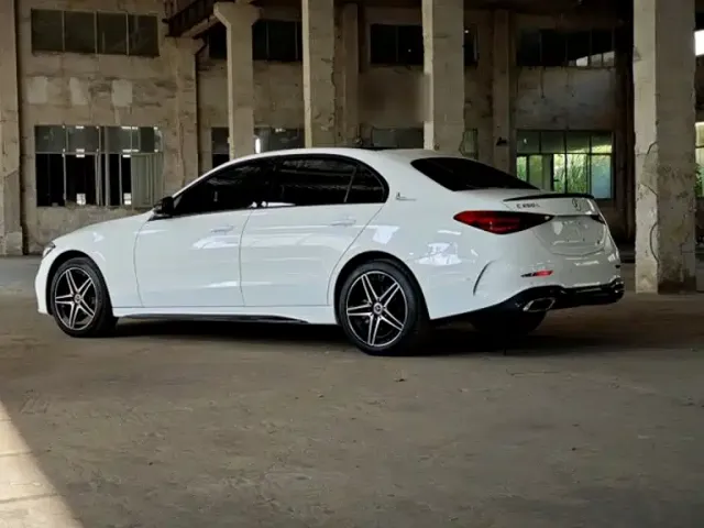 Mercedes-Benz C-Class — Фото автомобиля 6