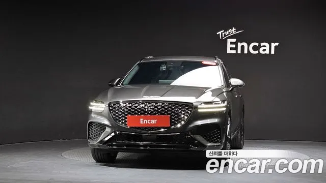 Genesis GV70 — Фото автомобиля 3