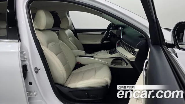 Hyundai Grandeur Новый Grandeur IG — Фото автомобиля 10