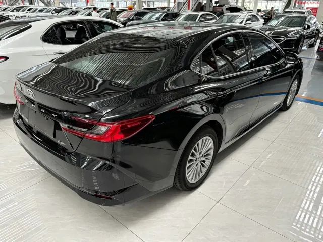 Toyota Camry — Фото автомобиля 15