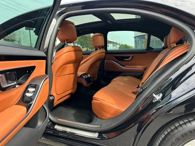 Mercedes-Benz S-Class — Фото автомобиля 7