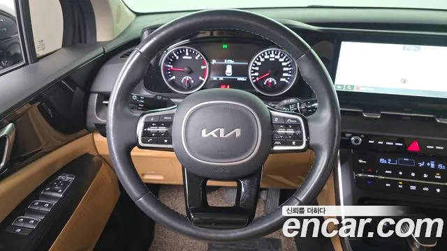 Kia Canival — Фото автомобиля 14