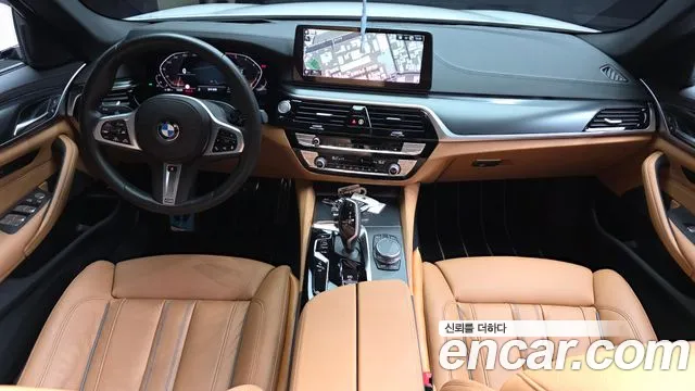 BMW 5-Series — Фото автомобиля 7