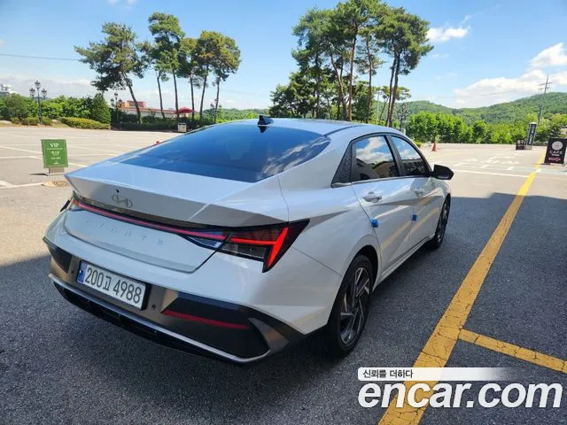 Hyundai Avante CN7 — Фото автомобиля 6