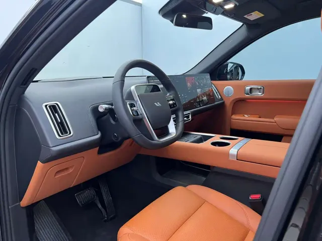 Li Auto L7 — Фото автомобиля 7
