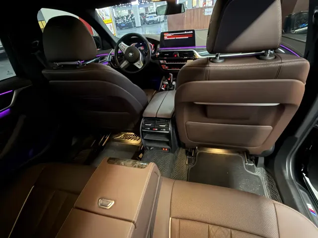 BMW 5 Series — Фото автомобиля 10