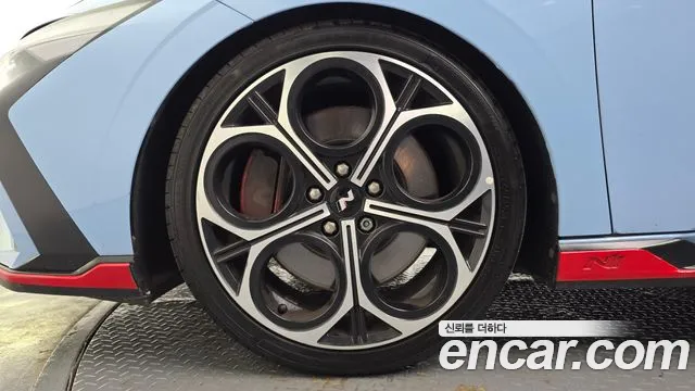 Hyundai Avante CN7 — Фото автомобиля 5