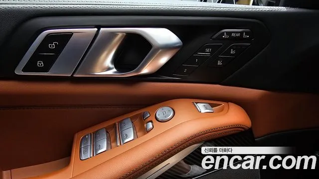 BMW X7 — Фото автомобиля 21