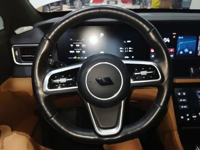 Li Auto ONE — Фото автомобиля 10