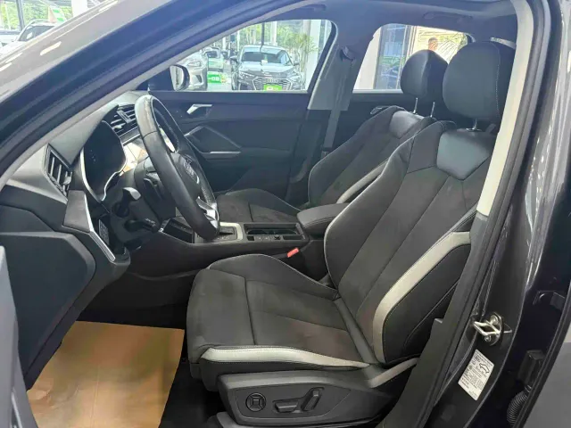 Audi Q3 — Фото автомобиля 23