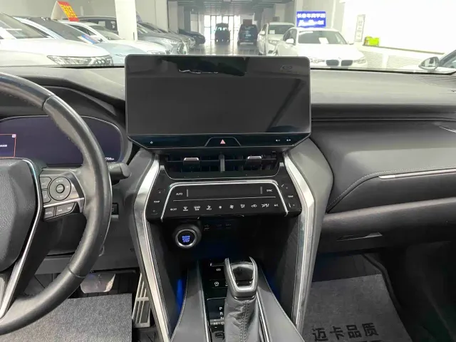 Toyota Harrier — Фото автомобиля 8