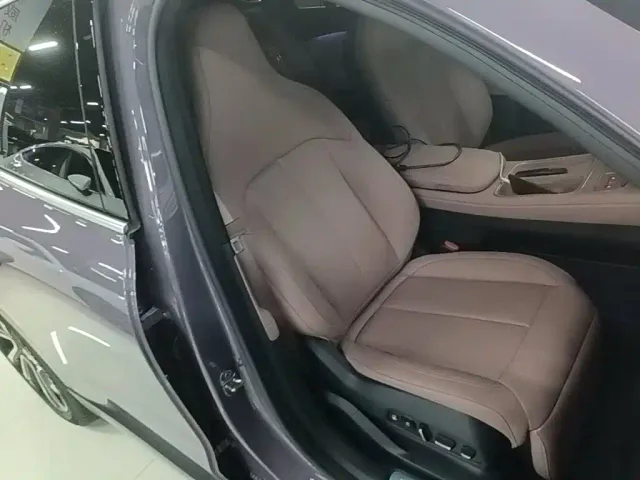 Nio EC6 — Фото автомобиля 24