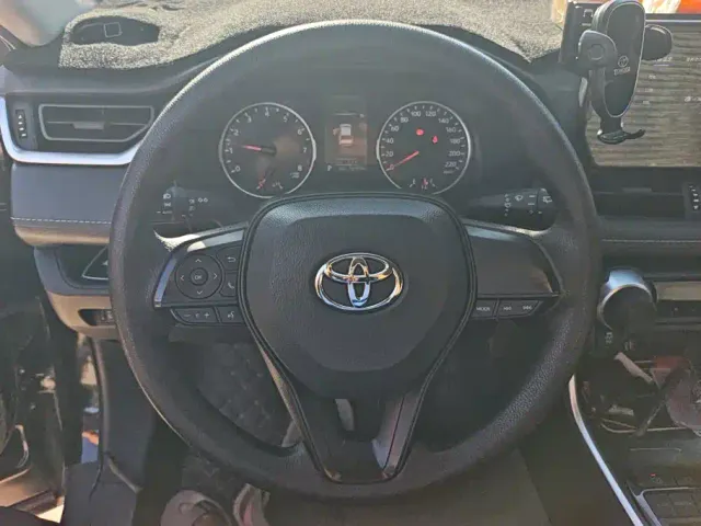 Toyota Wildlander — Фото автомобиля 15